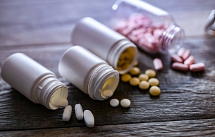 Cell: противораковые препараты замедляют разрушение мозга при болезни Альцгеймера