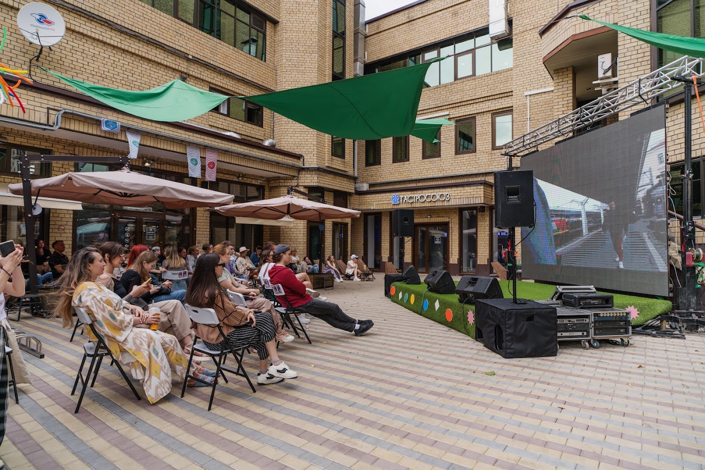 Антоха MC, ZOLOTO, Линда и «Меджикул» выступят на Skuratov Fest в Омске (фото 2)