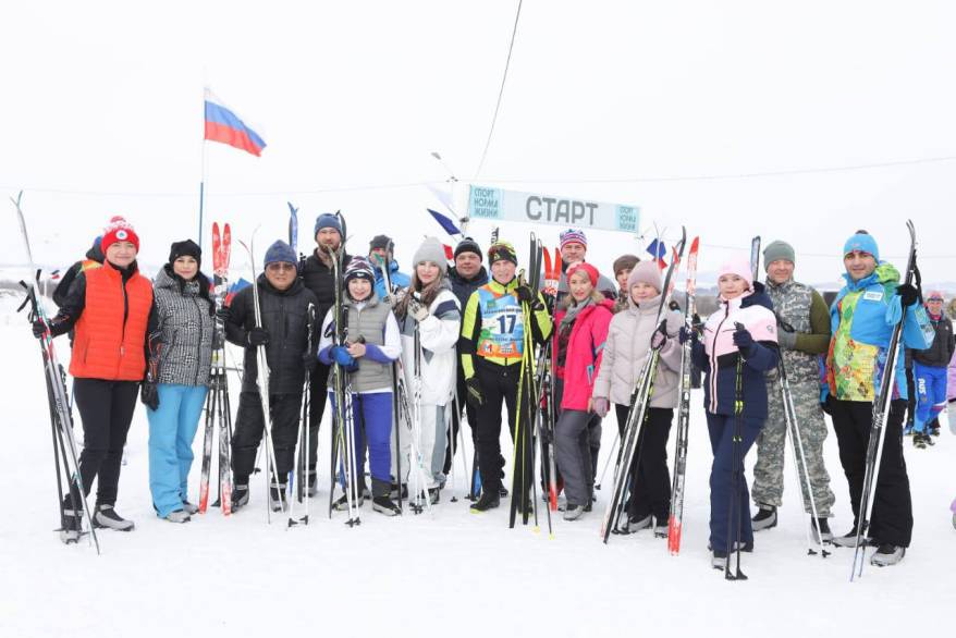 Олег Кожемяко поставил на лыжи свою «команду»