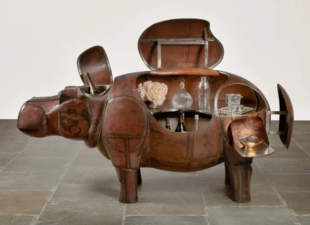 Скульптура-бар «Гиппопотам» работы Франсуа-Ксавье Лаланна (Sotheby’s)