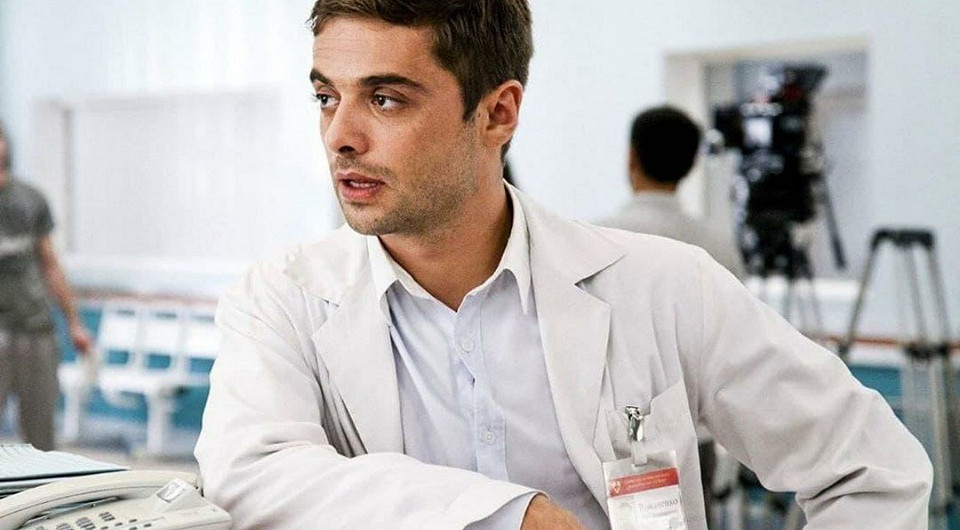 Актер Илья Глинников впервые стал отцом