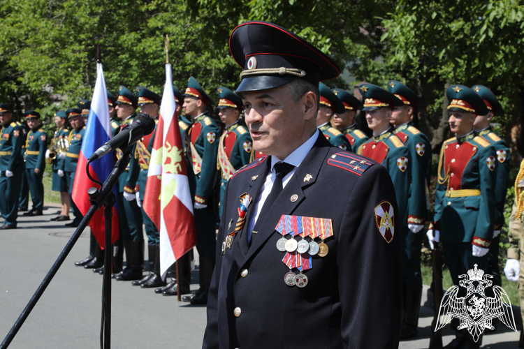 «Парад у дома ветерана» прошел для 98-летнего фронтовика Великой Отечественной войны в донской столице