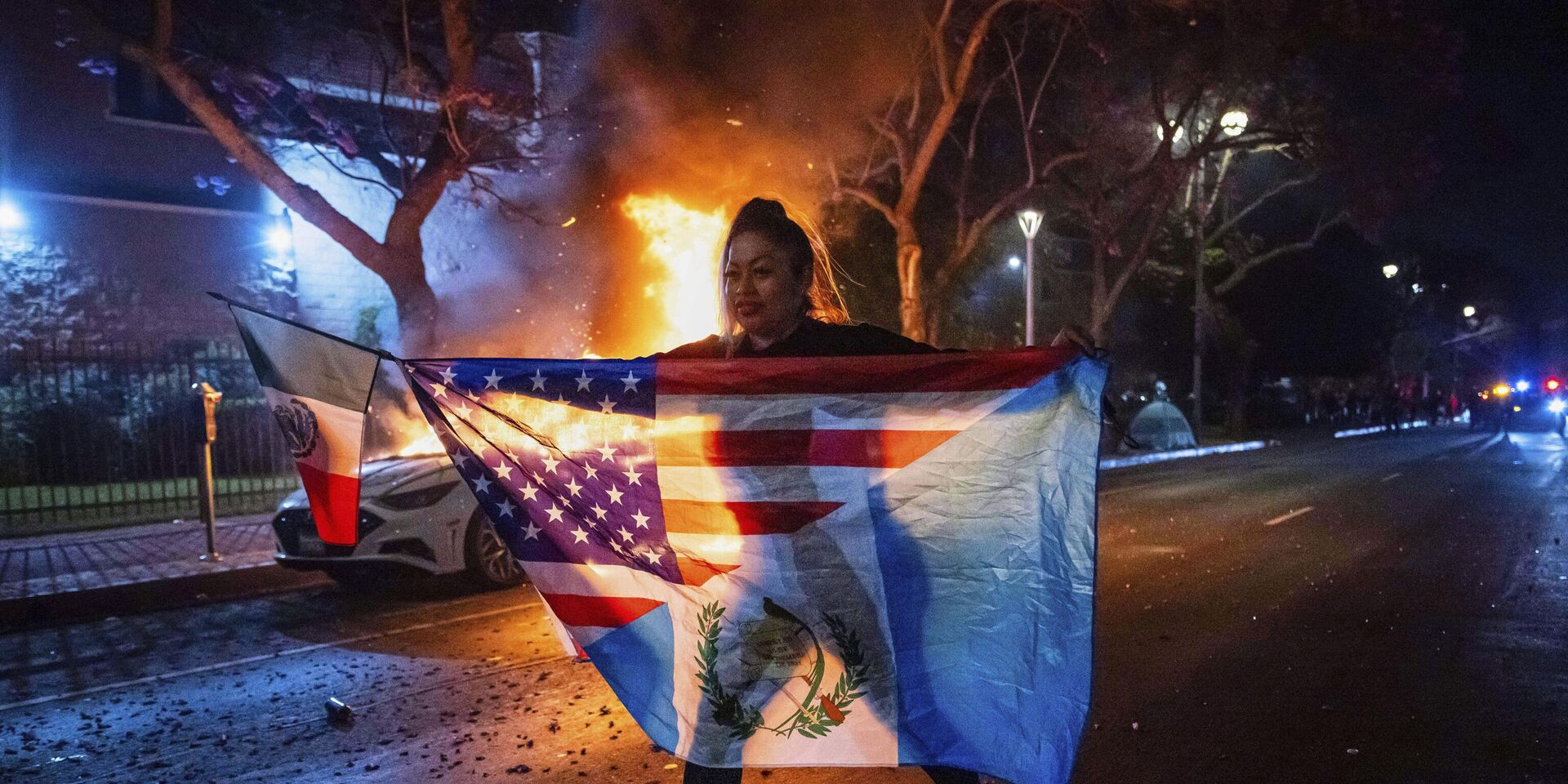 Акция протеста в Лос-Анджелесе - ИноСМИ, 1920, 15.06.2025