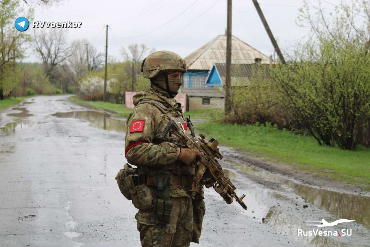 Важная помощь от читателей «Русской Весны» наступающим на Курахово (ВИДЕО) | Русская весна