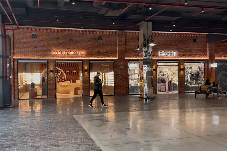 В ноябре 2024 года группа ввела в эксплуатацию многофункциональный центр «Арт Центр» возле одноименного ЖК. Благодаря этому с учетом крупнейших ТЦ в Казани «ГоркиПарк» и KazanMall доля группы на рынке торговой недвижимости Казани возросла с 19,1 до 23,3%