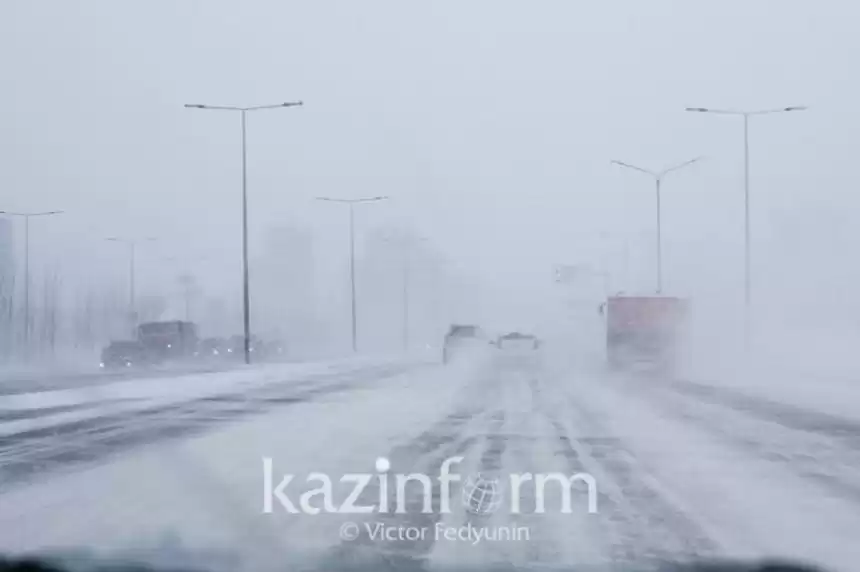 Движение из-за непогоды ограничили на трассе в Жетысуской области