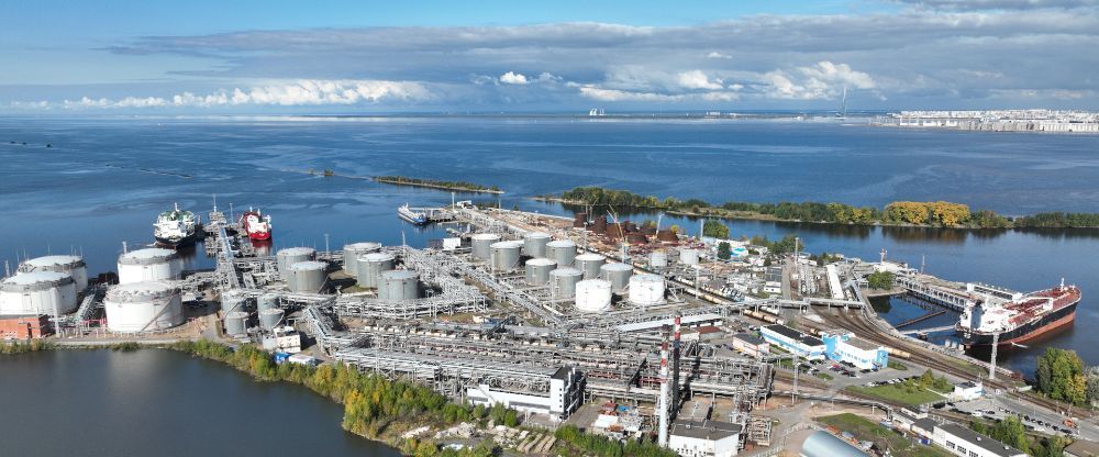 Схема порта санкт-петербург. Где находится петербургский нефтяной терминал. Нефтяные терминалы в германии. Нефтеналивной терминал феодосия. Где находится петербургский нефтяной терминал.