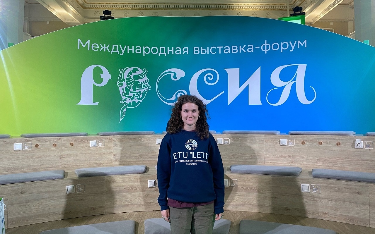 «Рыбам нужен дом побольше»: социальную рекламу студентки ЛЭТИ разместили в Санкт-Петербурге