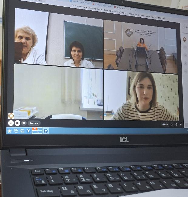 Состоялась учебно-методическая конференция «Опыт преподавания вопросов безопасной фармакотерапии у детей»