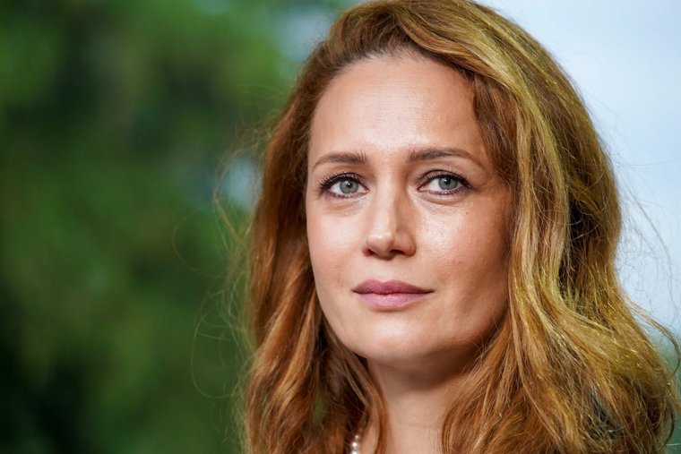 Благодаря супругу актриса смогла пробиться на вершину отечественного шоу-бизнеса