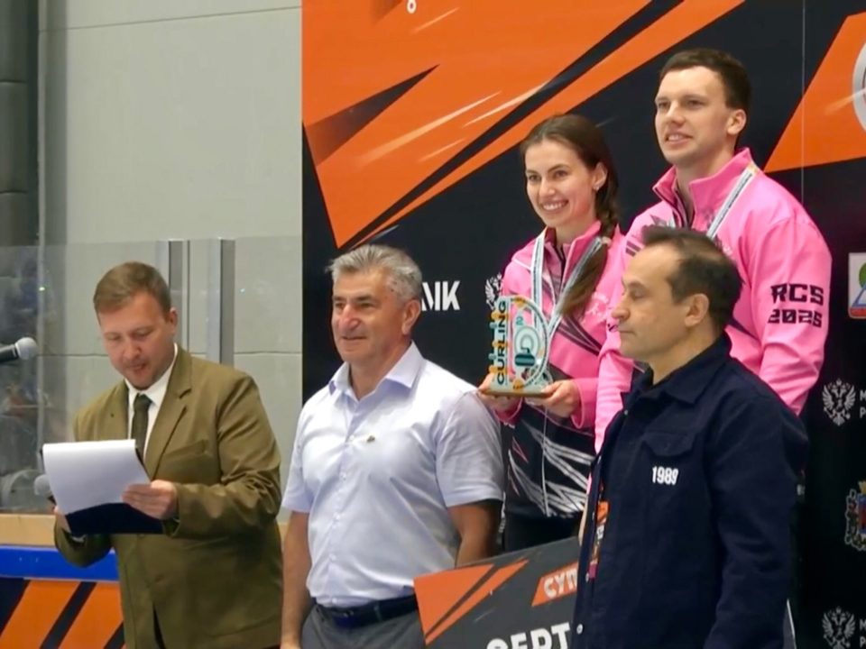 Дмитровчане стали серебряными призерами Всероссийских соревнований по керлингу