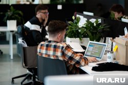 На первой неделе ноября 2025 года россияне будут отдыхать четыре дня, а работать - три