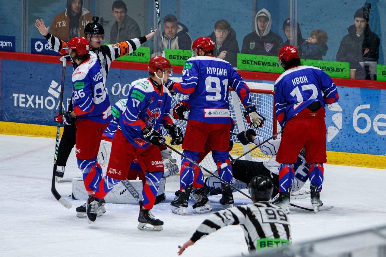 Смоленский «Славутич» одержал триумфальную победу над лидером белорусской Экстралиги