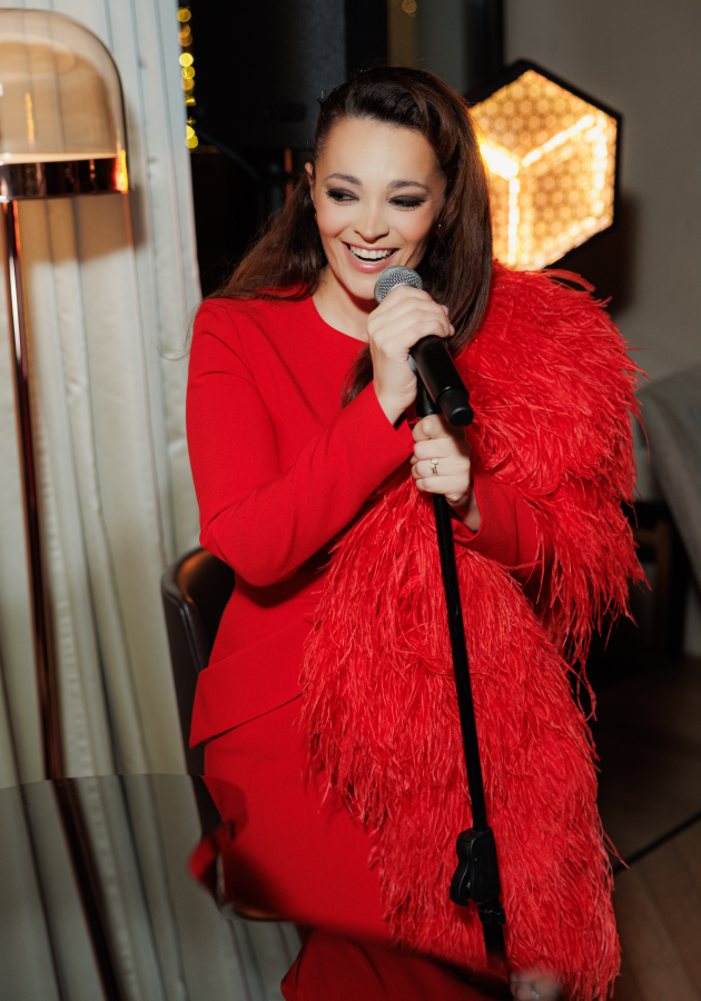 Теона Дольникова