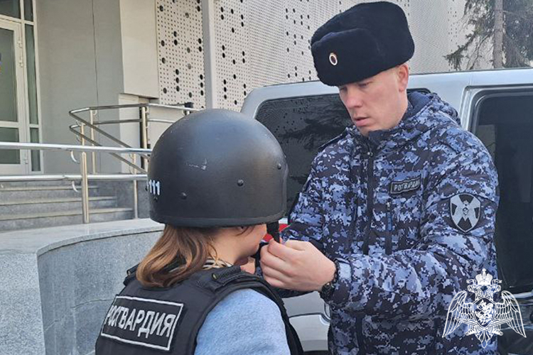 Вневедомственная охрана Росгвардии познакомила жителей Ишима со своей службой