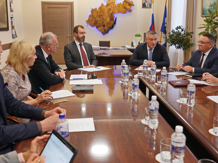 Повестку ноябрьской сессии ЗС обсудили с губернатором