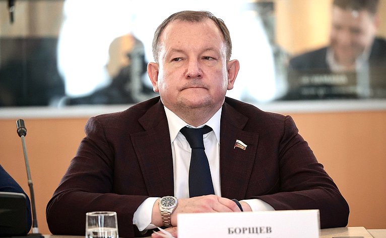 Михаил Борщев