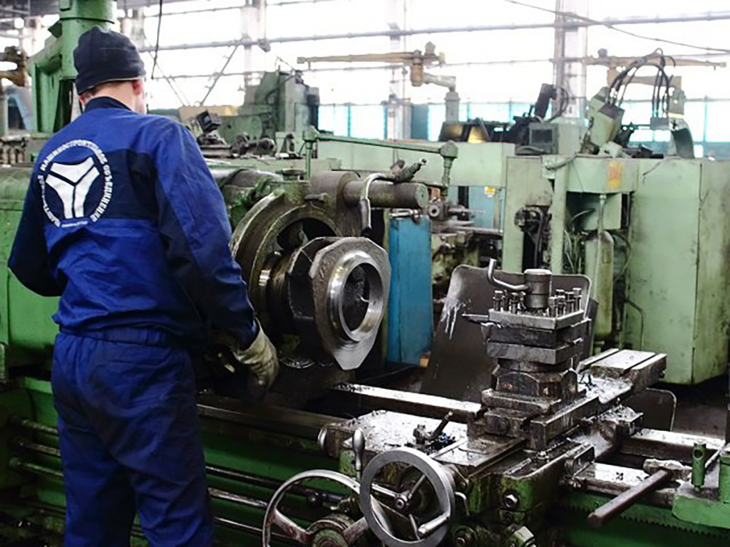 Свежие вакансии в кыштыме. Завод КМО Кыштым. Кыштымское Машиностроительное объединение. Машиностроительный завод Кыштым. Кыштымское Машиностроительное объединение продукция