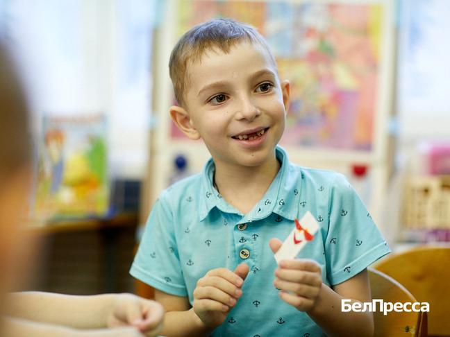 В детсаду № 56 Белгорода провели мастер-класс по изготовлению светоотражателей - Изображение 1