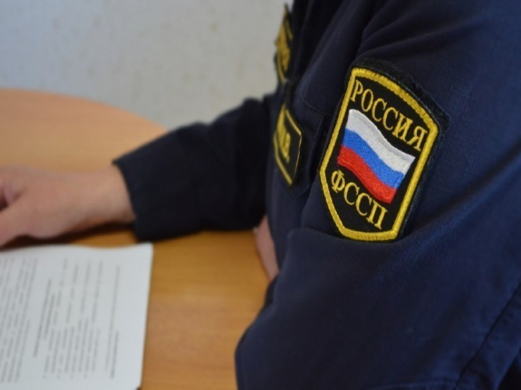 Судебные приставы выбили 500 тысяч долга по зарплате для астраханки