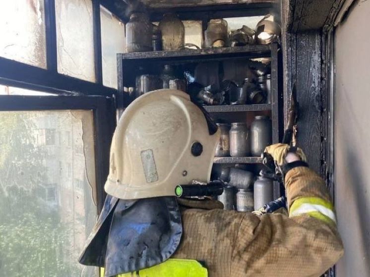 В Уфе из горящей многоэтажки спасли десять человек