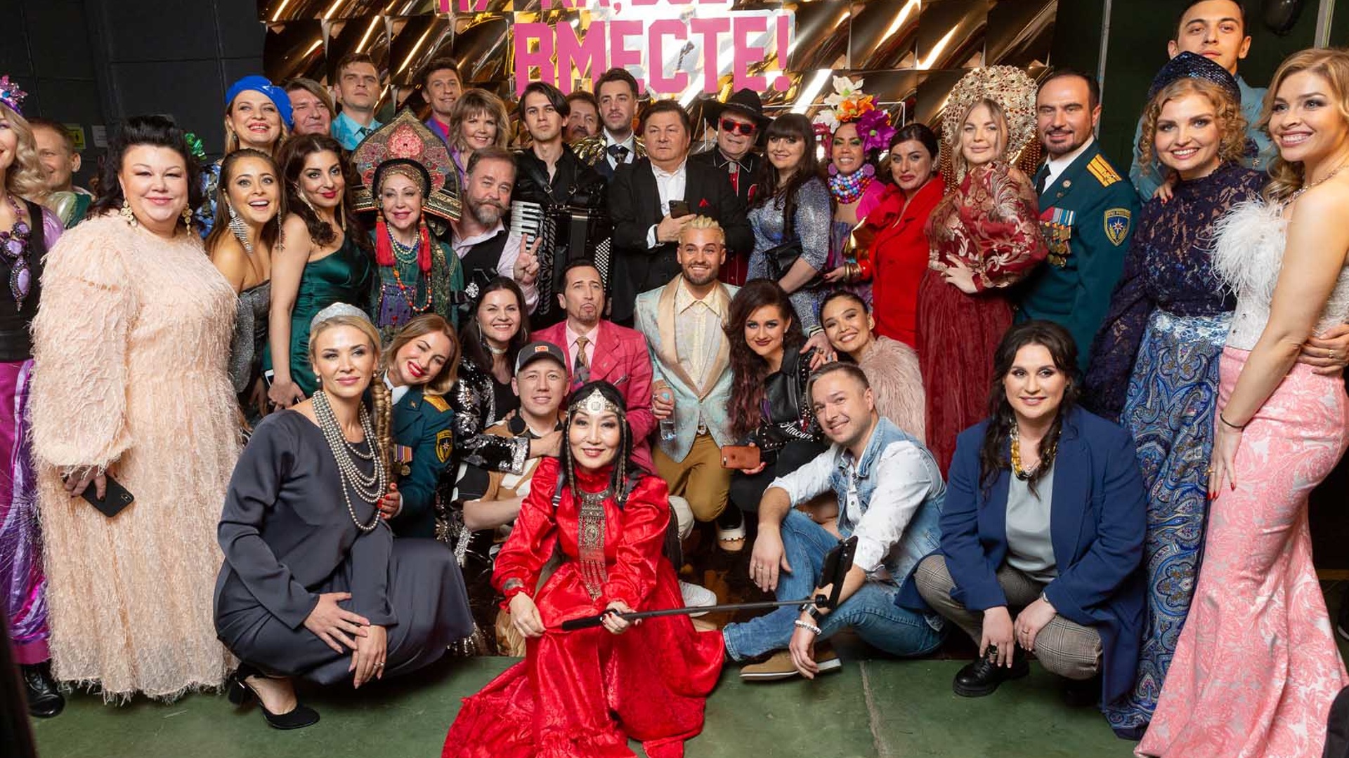 музыкальные шоу россии. 02. арпи абгарян певица. путеводитель мишлен россия. шоу с лазаревым и басковым.