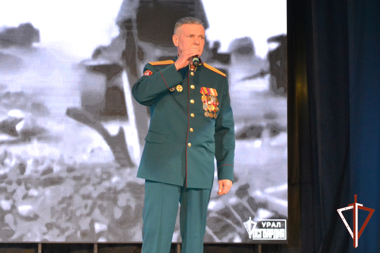 В Курганской области ансамбль песни и пляски Уральского ордена Жукова округа Росгвардии выступил для ветеранов боевых действий