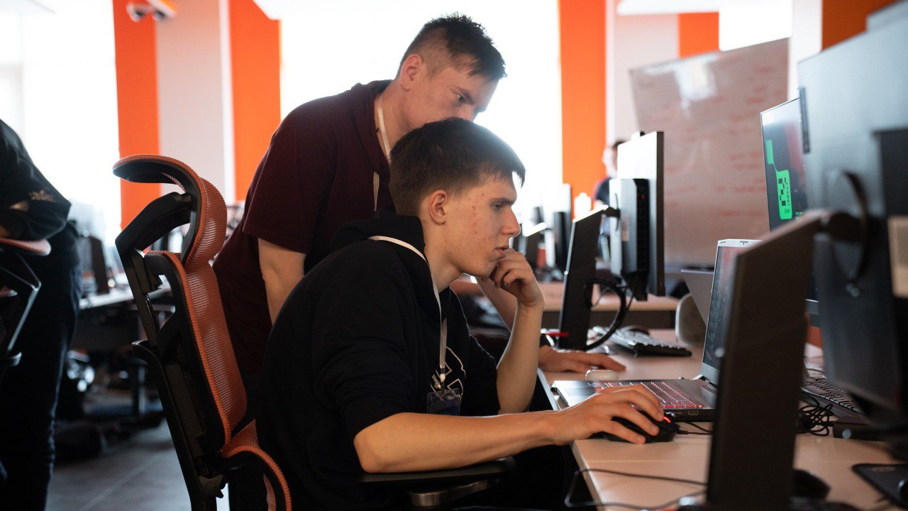 Студенты ЮГУ выступили на X Югорском Хакатоне