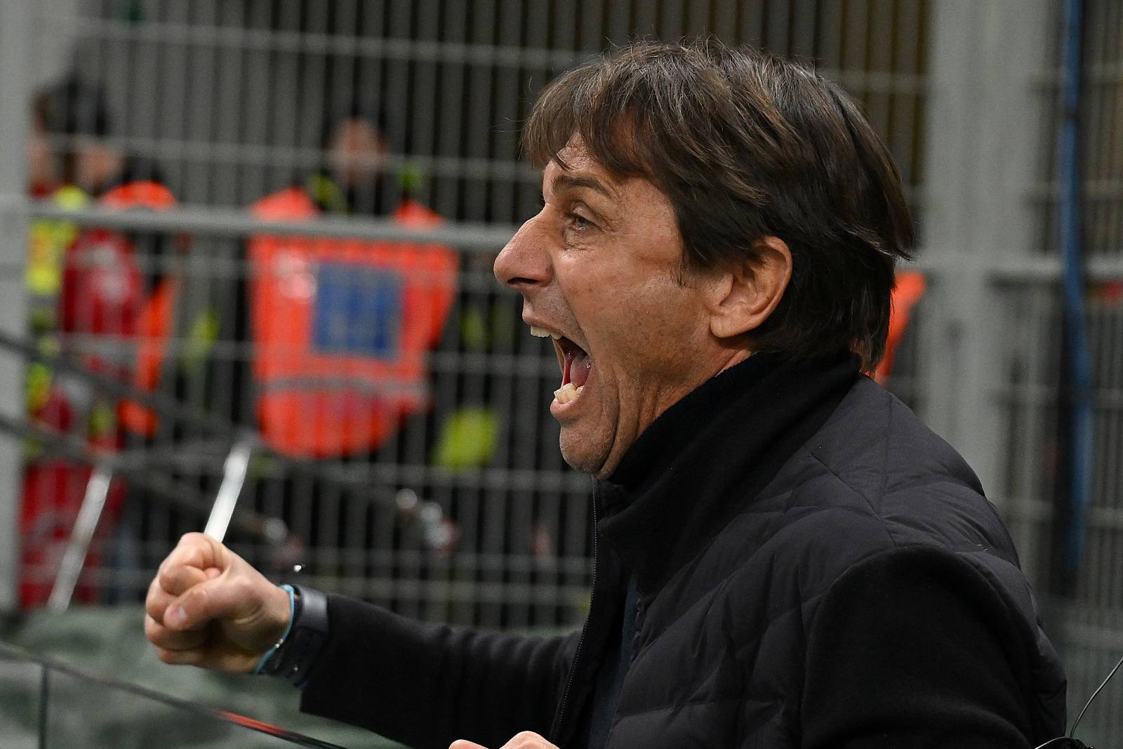 Конте заявил, что защитник «Наполи» Ди Лоренцо получил тяжёлую травму колена