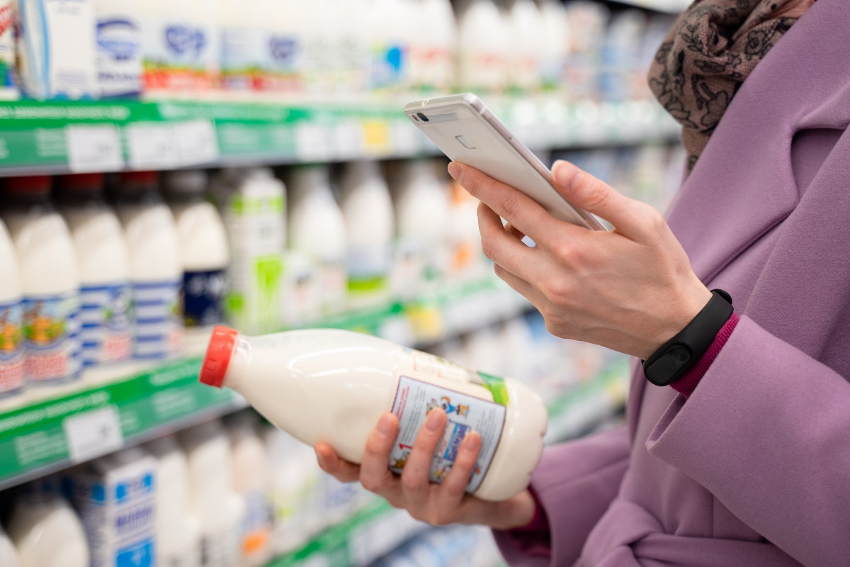Минпромторг: продажи просроченной молочной продукции сократились вдвое за счет маркировки
