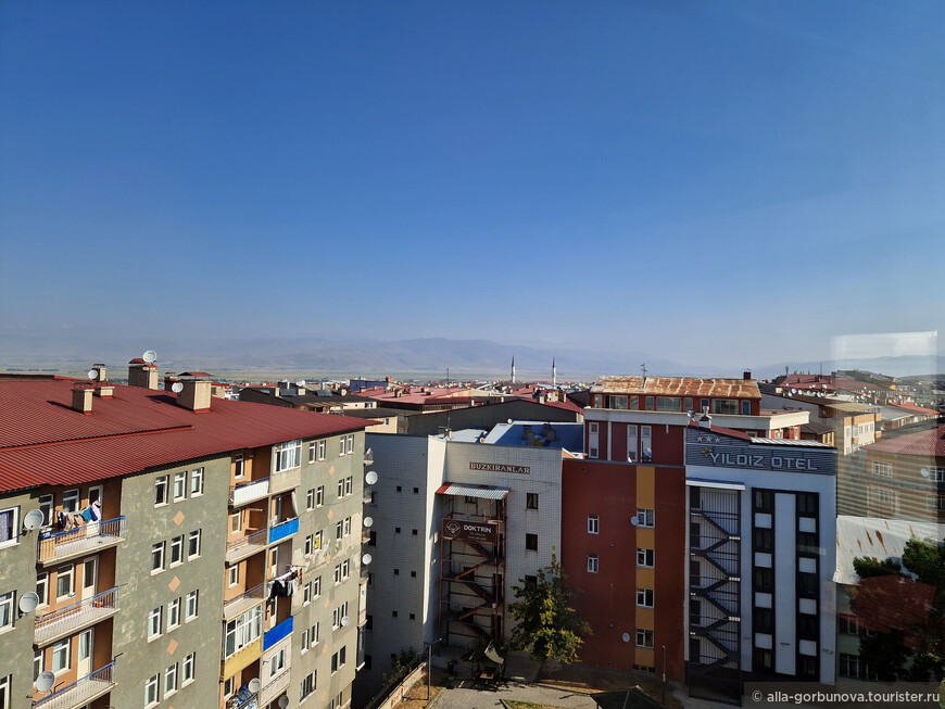 Автомобилем в Турцию через Грузию. Часть II. Эрзурум