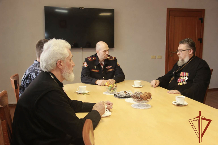 В Кемерове состоялся молебен святому Георгию Победоносцу с участием военного духовенства Росгвардии