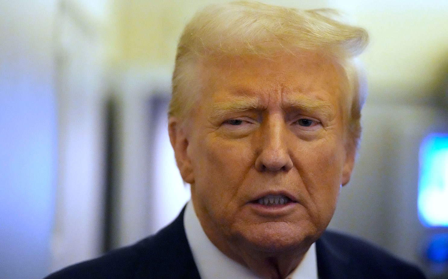 Трамп: план США атаковать Иран поставлен на паузу на два-три дня