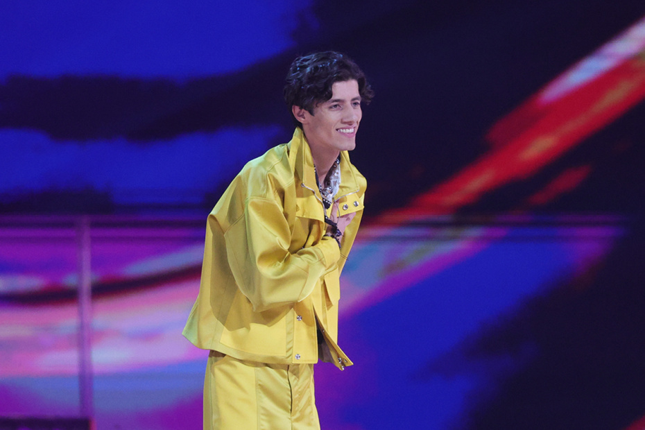 Фаррух Хасанов (Таджикистан)  выступает на международном музыкальном конкурсе «Интервидение» 2025