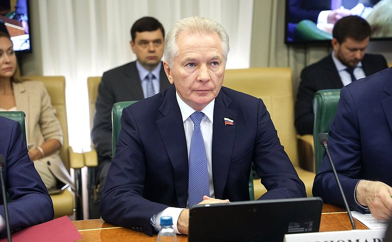 Валерий Пономарев