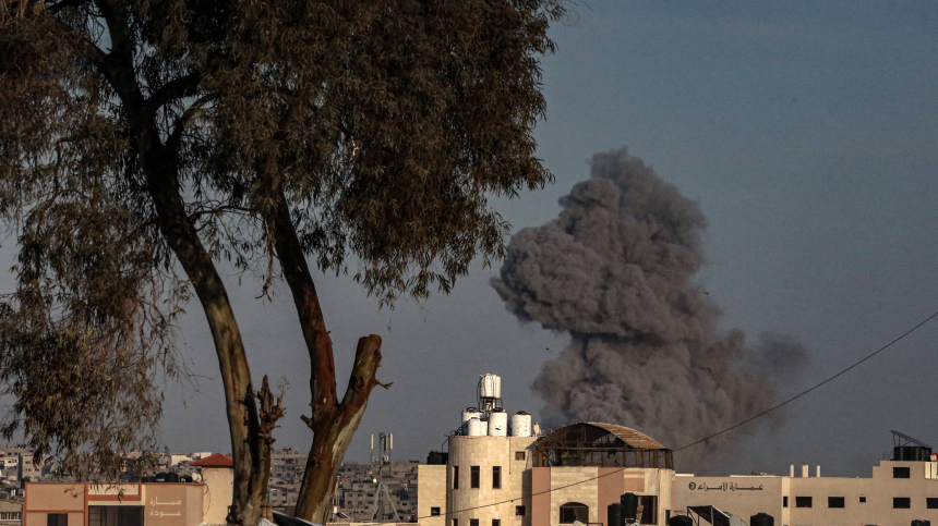 Три человека погибли при падении ракеты в Беэр-Шеве в Израиле