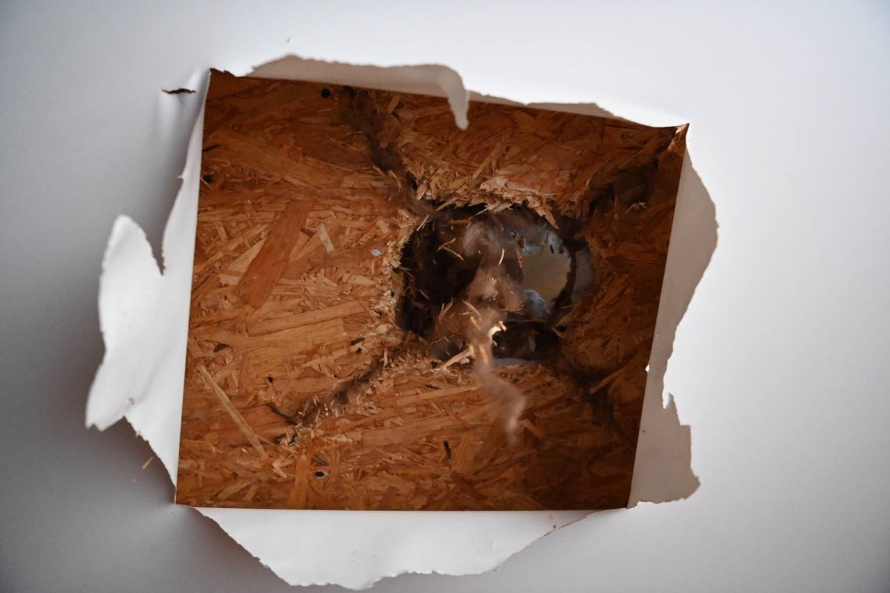 Xc90. Обстреляли машину. Попадание космического мусора. 5. Вольво s40 коррозия.