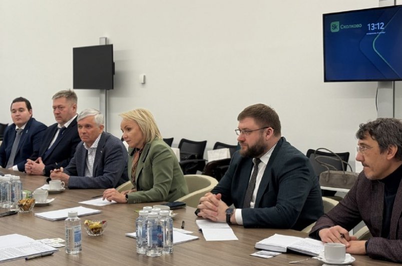 Тематическое фото ТГ-канал (18+) губернатора ЕАО