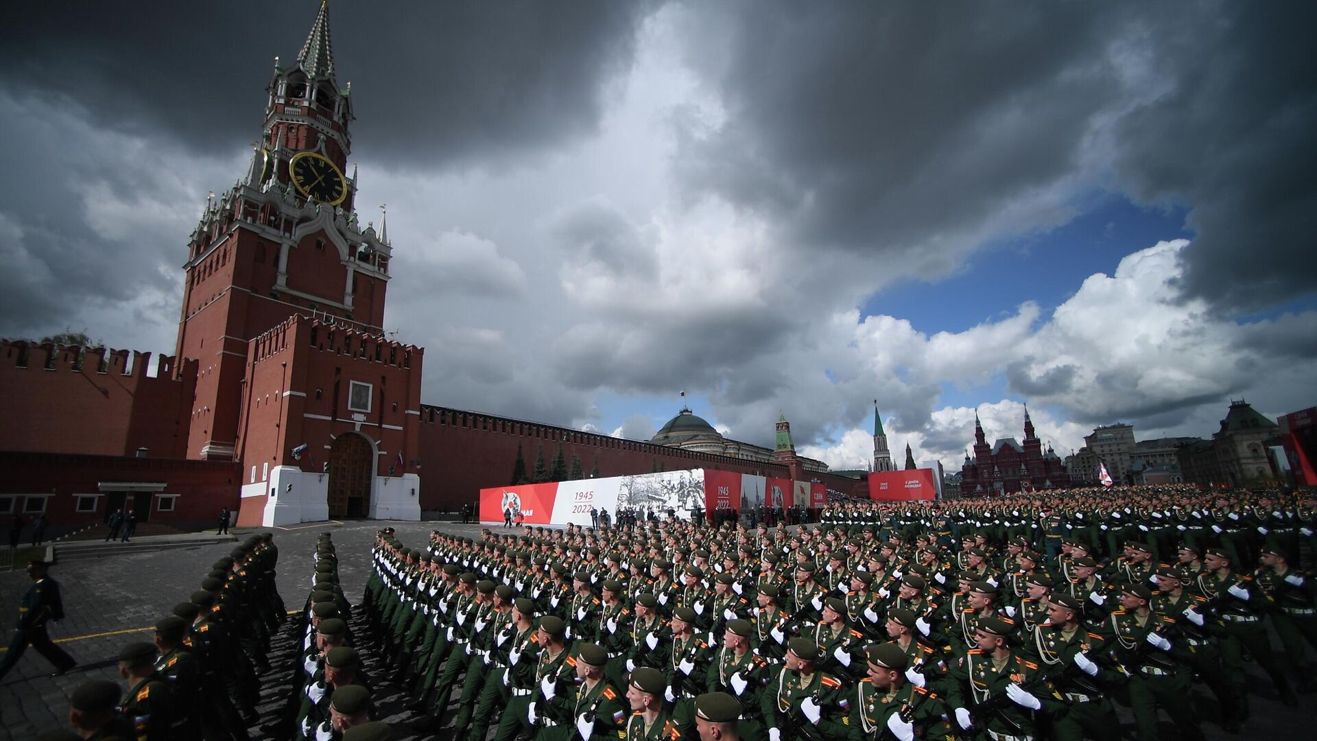 парад победы a москве