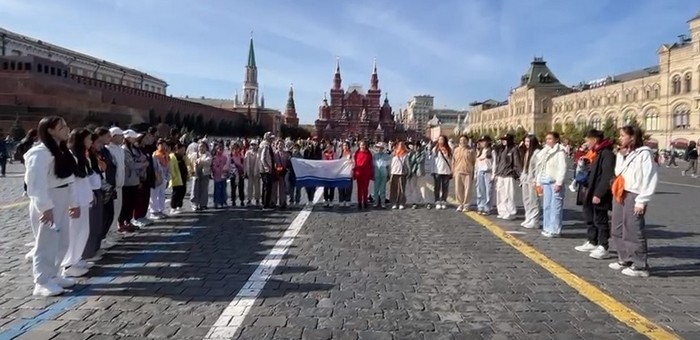 Детский хор из Кош-Агача спел на Красной площади