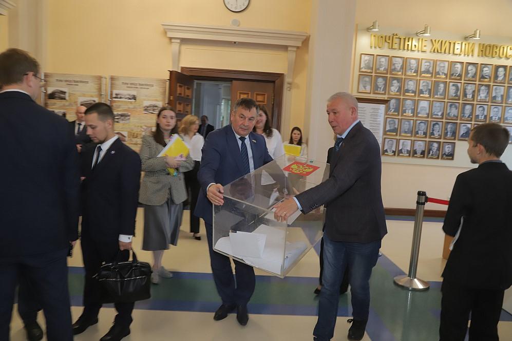 Фото Спикером Новосибирского горсовета вновь стал Дмитрий Асанцев 2