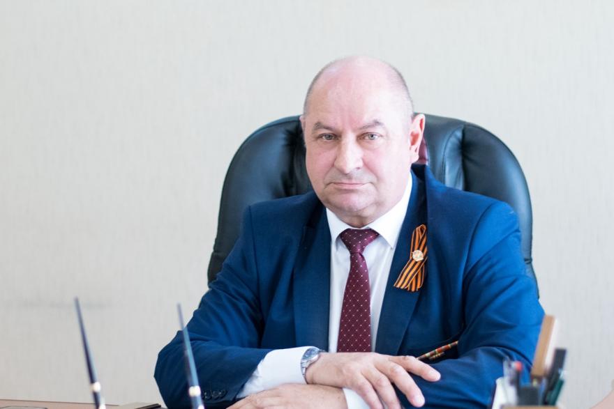 От военного комиссара до мэра: трудовой путь экс-главы Лебяжьевского округа Барча