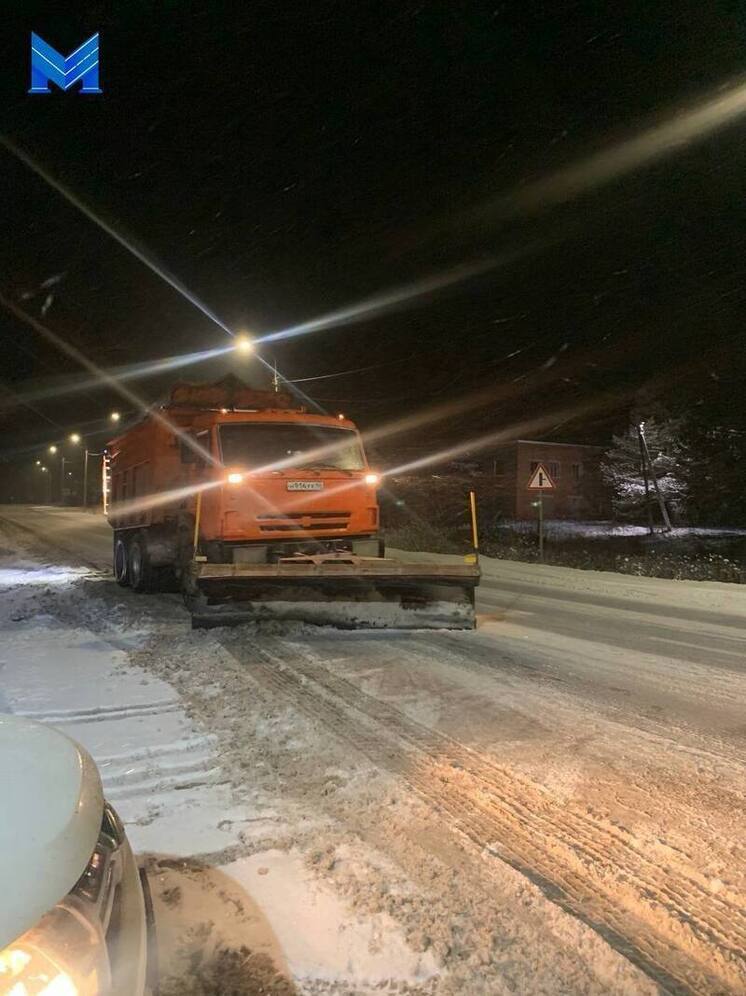 В Калужской области 146 машин убирают снег