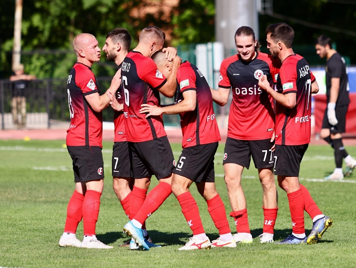 Таганрогский ФК «Форте» сыграл в ничью с «Ангуштом»