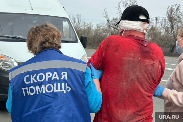 Владелец сгоревшей шиномонтажки в Кургане пострадал на пепелище. Фото ...