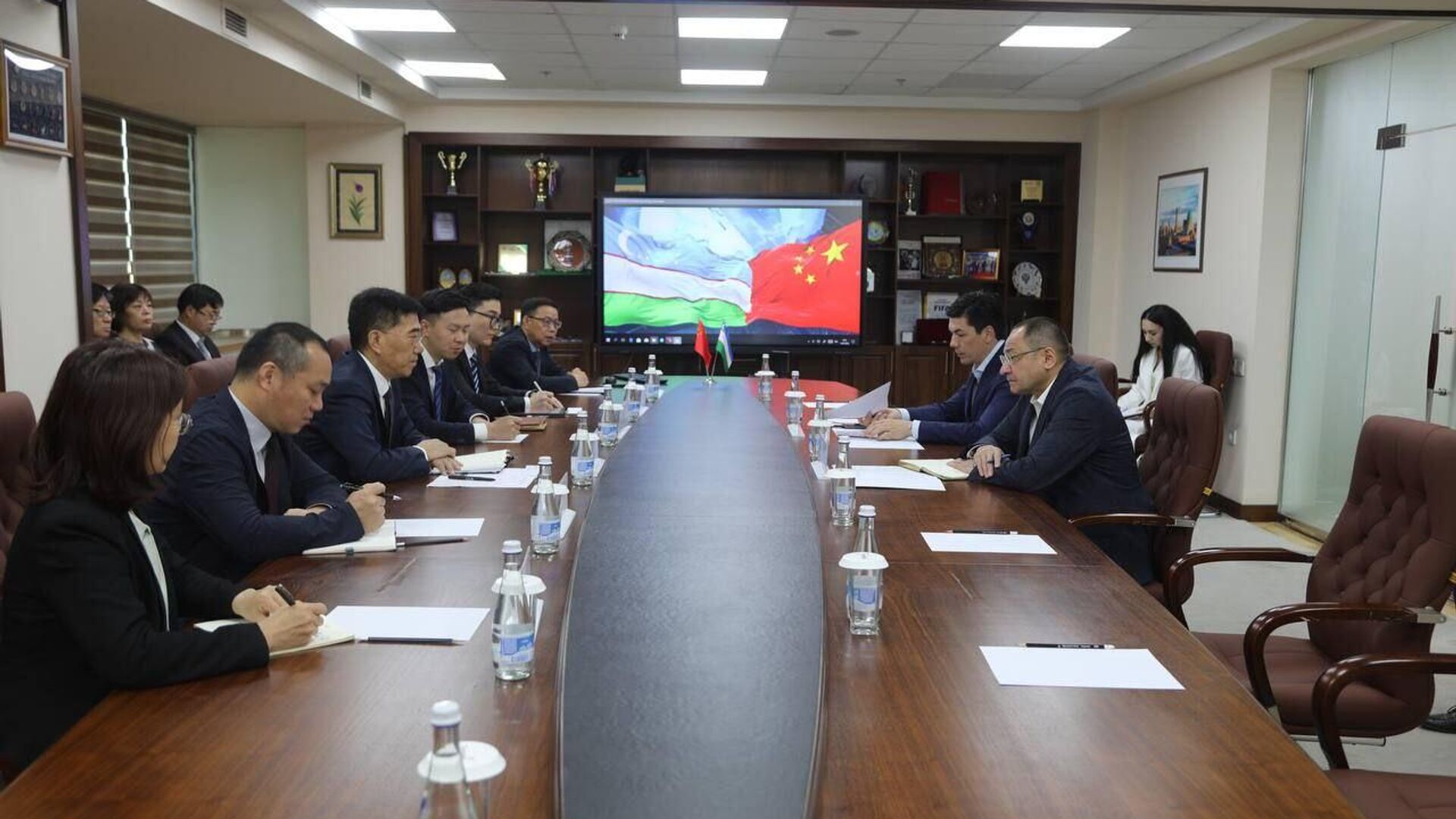 В Минспорта РУз обсудили текущее состояние Олимпийского городка и его дальнейшее использование - Sputnik Узбекистан, 1920, 15.06.2024