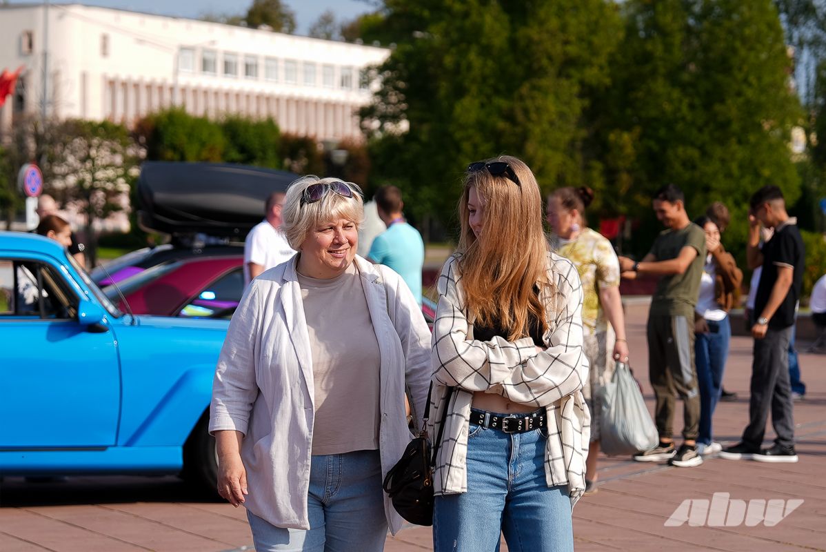 Монстр-трак Audi 100, Mosvagen и «Волга»-кабриолет: чем запомнился «Авто Тюнинг Батл» в Новополоцке