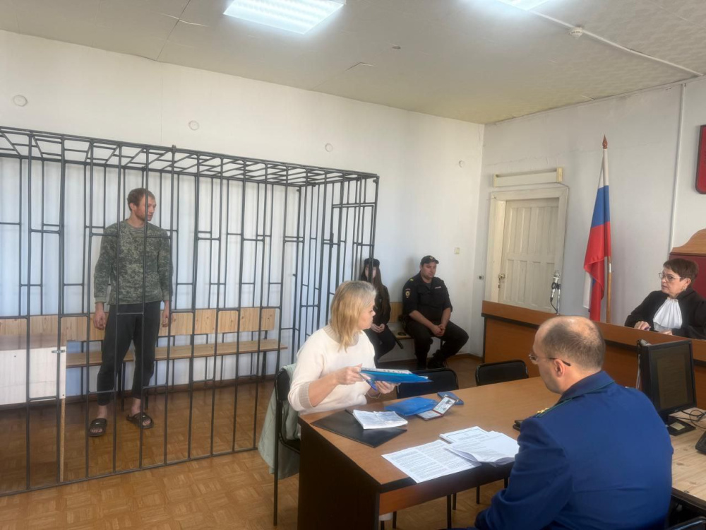 Суд избрал меру пресечения трактористу, обвиняемому в гибели четверых человек | Уральский тракторист, обвиняемый в гибели четверых человек, избежал ареста 