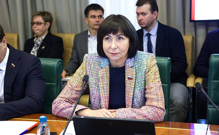 Наталья Котова