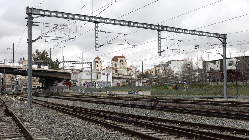 В Греции железнодорожники продлили на два дня забастовку в связи с аварией поездов